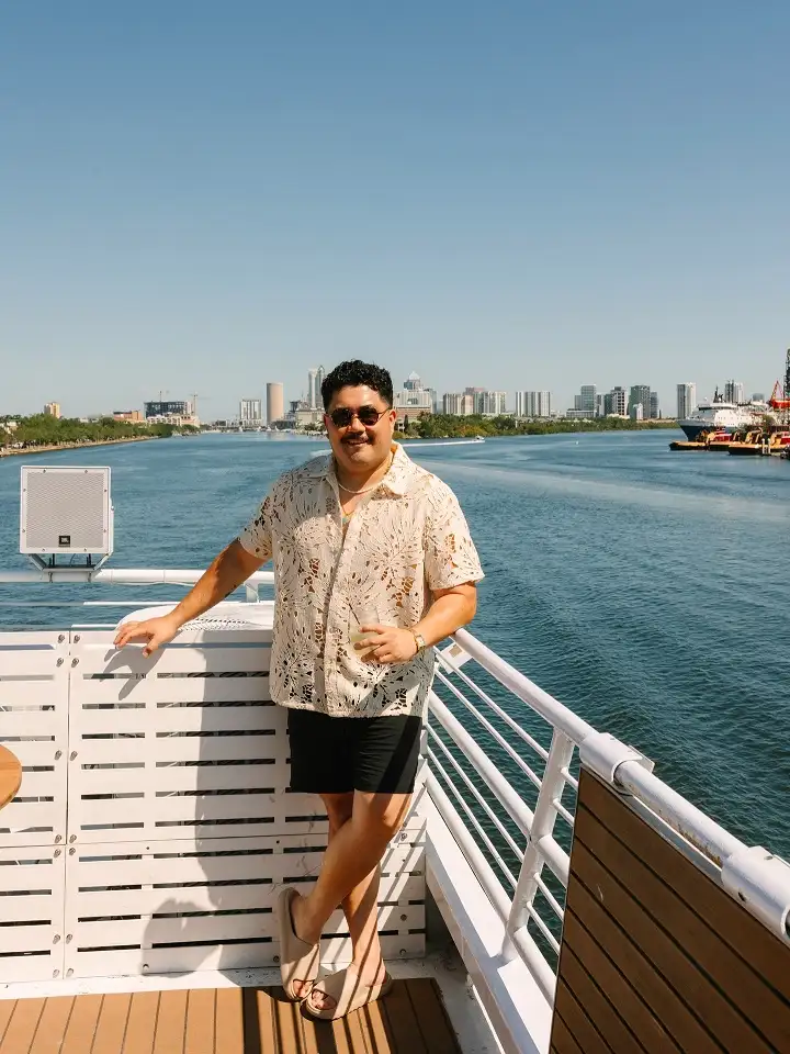 20 Vacation Outfits for Plus Size Men No One Tells You About 4 Textured Cream Camp Shirt With Black Shorts