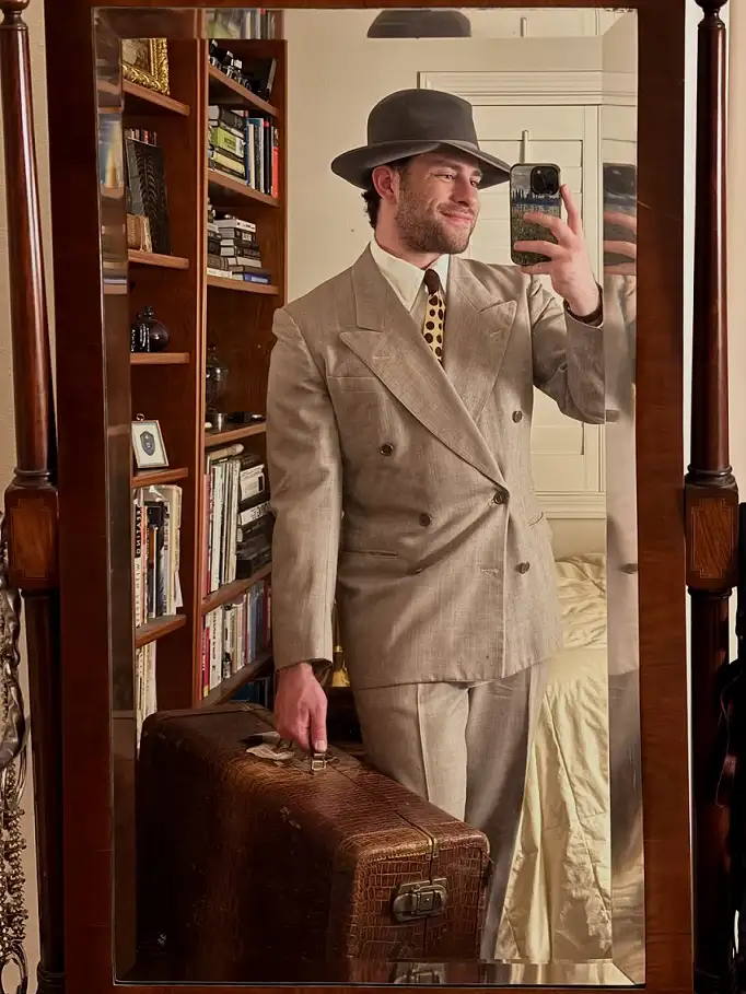 Wide Leg Cream Suit With a Felt Fedora