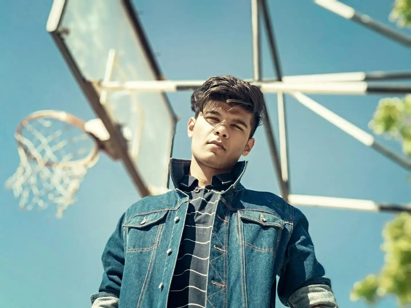7 Casual Denim Outfit Ideas for Men to Wear on Weekends 7 6. An Effortlessly Refined Look Denim Jacket and Polo Shirt