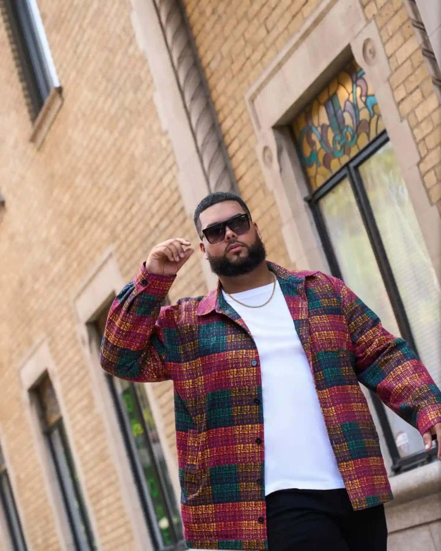 15 Effortless Outfit Ideas for Plus Size Men Real Men Swear By 14 13. Bold Patterned Overshirt Over a White Tee and Black Pants