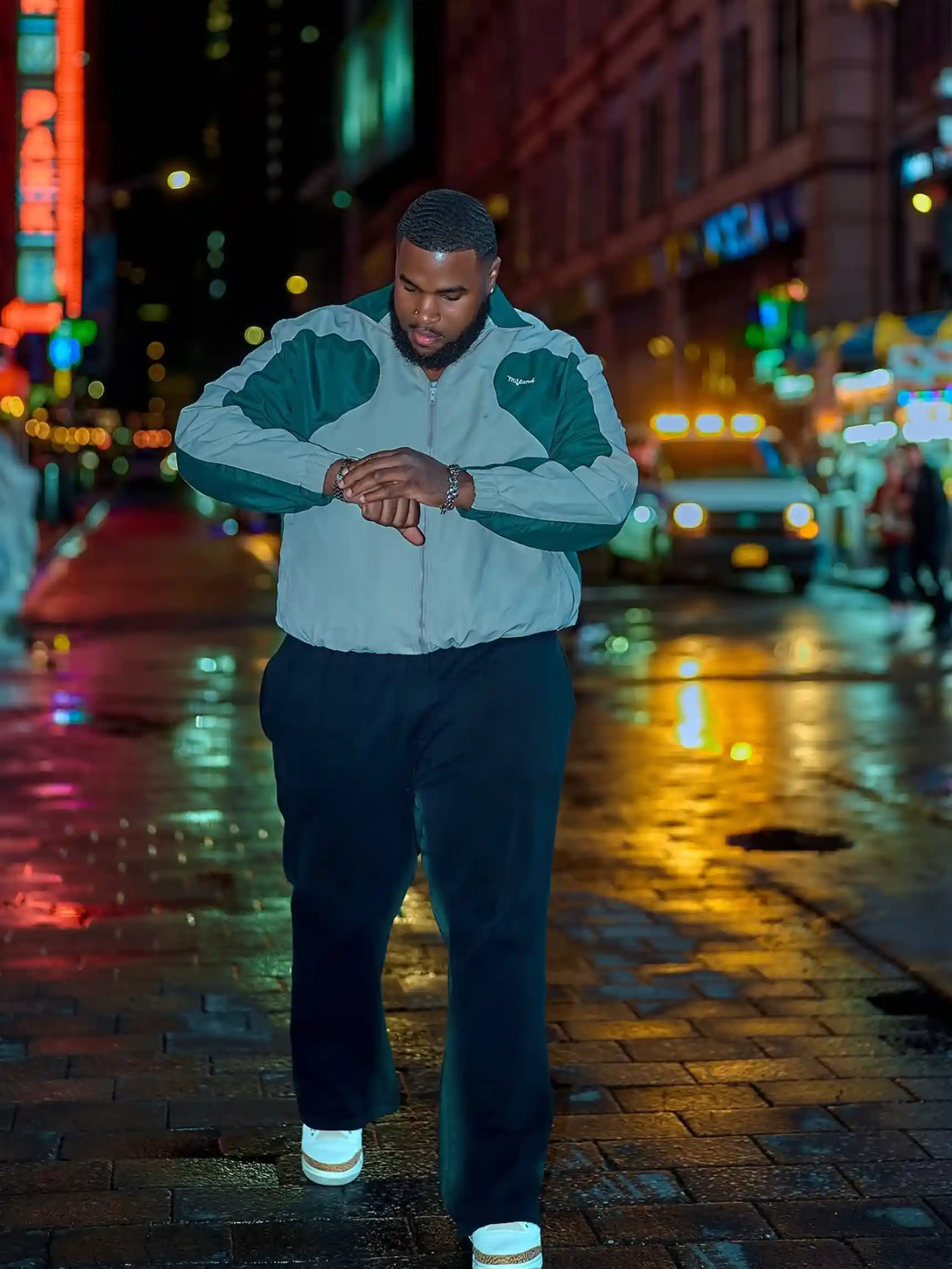 15 Effortless Outfit Ideas for Plus Size Men Real Men Swear By 15 14. Gray and Forest Green Track Jacket with Wide Black Pants for a Night Out
